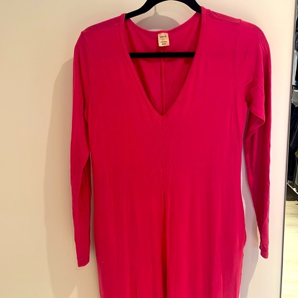 Smash + Tess Pop of Pink Friday romper - Picture 2 of 5